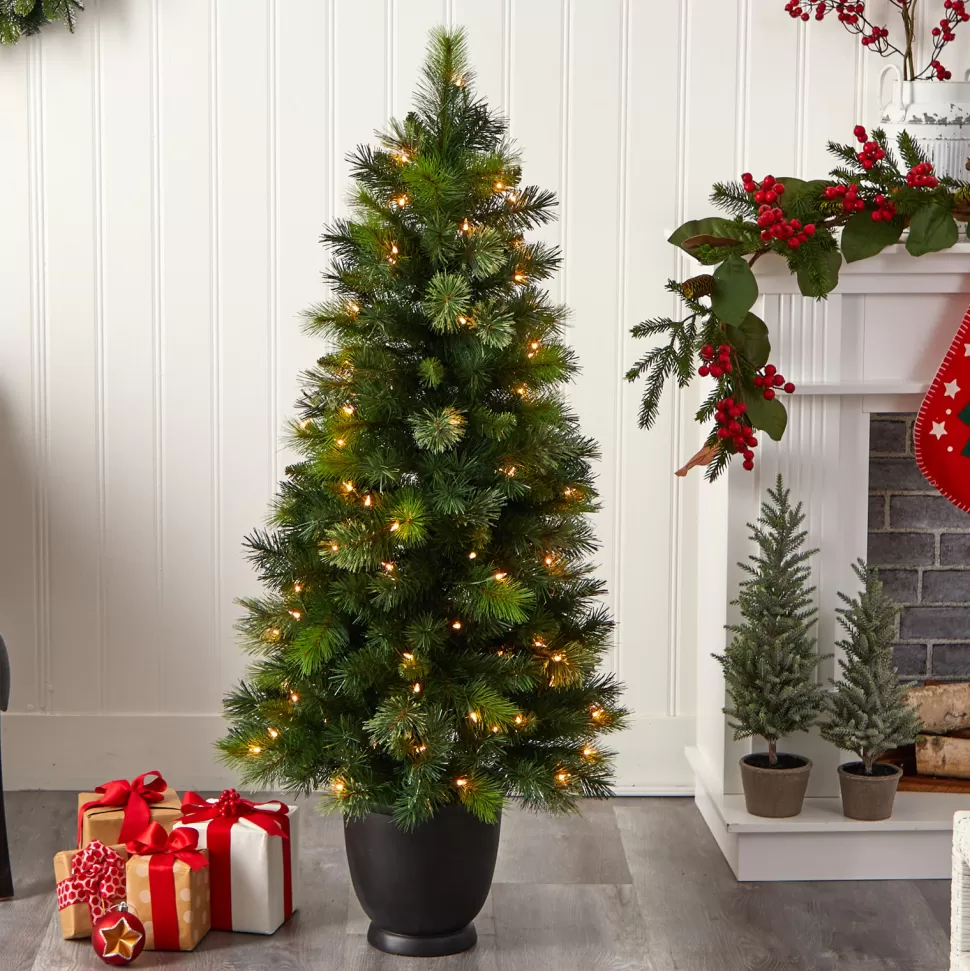 Outlet The Holiday Aisle 4' 6" H Green Realistic Artificial Pine Cashmere Christmas Tree With 100 Led Lights