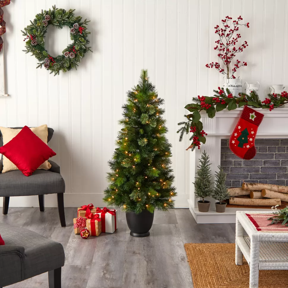 Outlet The Holiday Aisle 4' 6" H Green Realistic Artificial Pine Cashmere Christmas Tree With 100 Led Lights