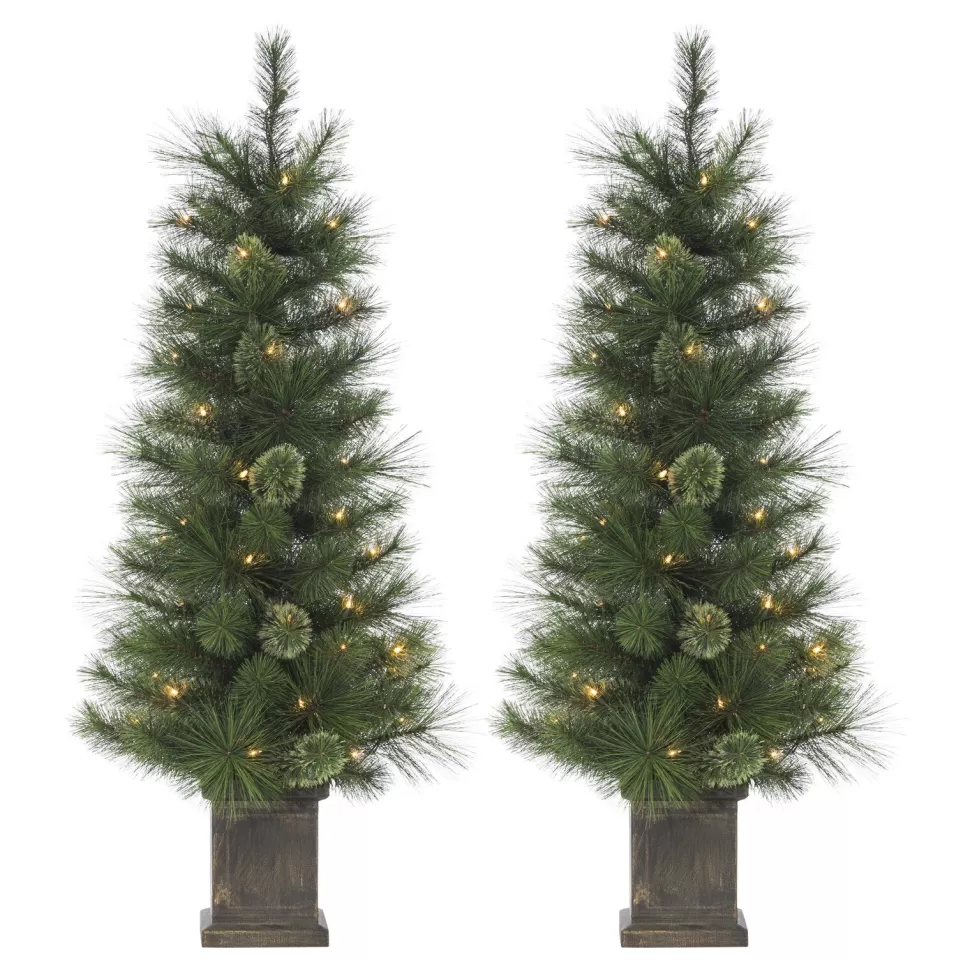 Shop The Holiday Aisle 4' Green Fir Artificial Christmas Tree With 70 White Lights