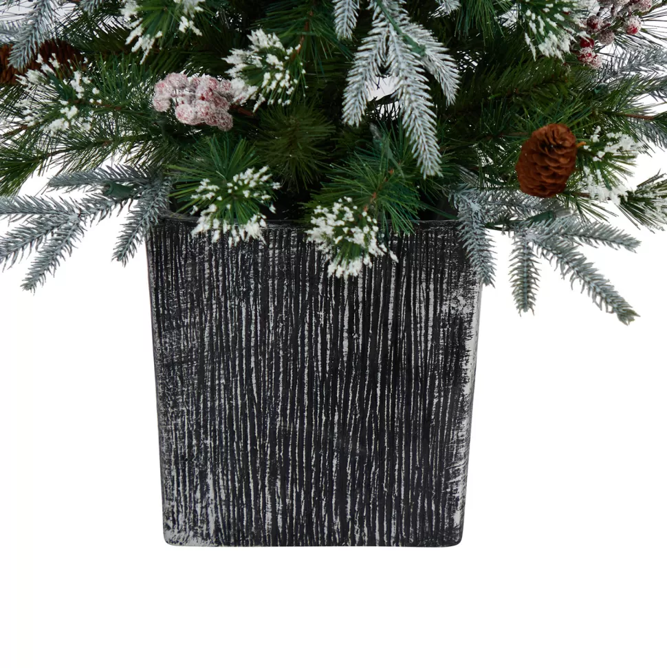 New The Holiday Aisle 4' H Green Fir Flocked/Frosted Christmas Tree With 105 Led Lights