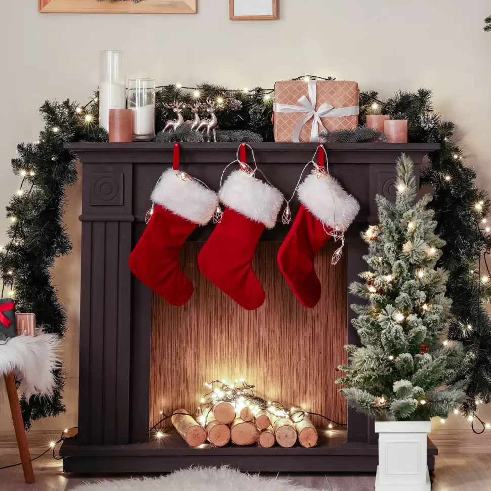 Cheap The Holiday Aisle 4-Foot Pre-Lit And Flocked Artificial Christmas Tree With Decorative Berries And 50 Lights