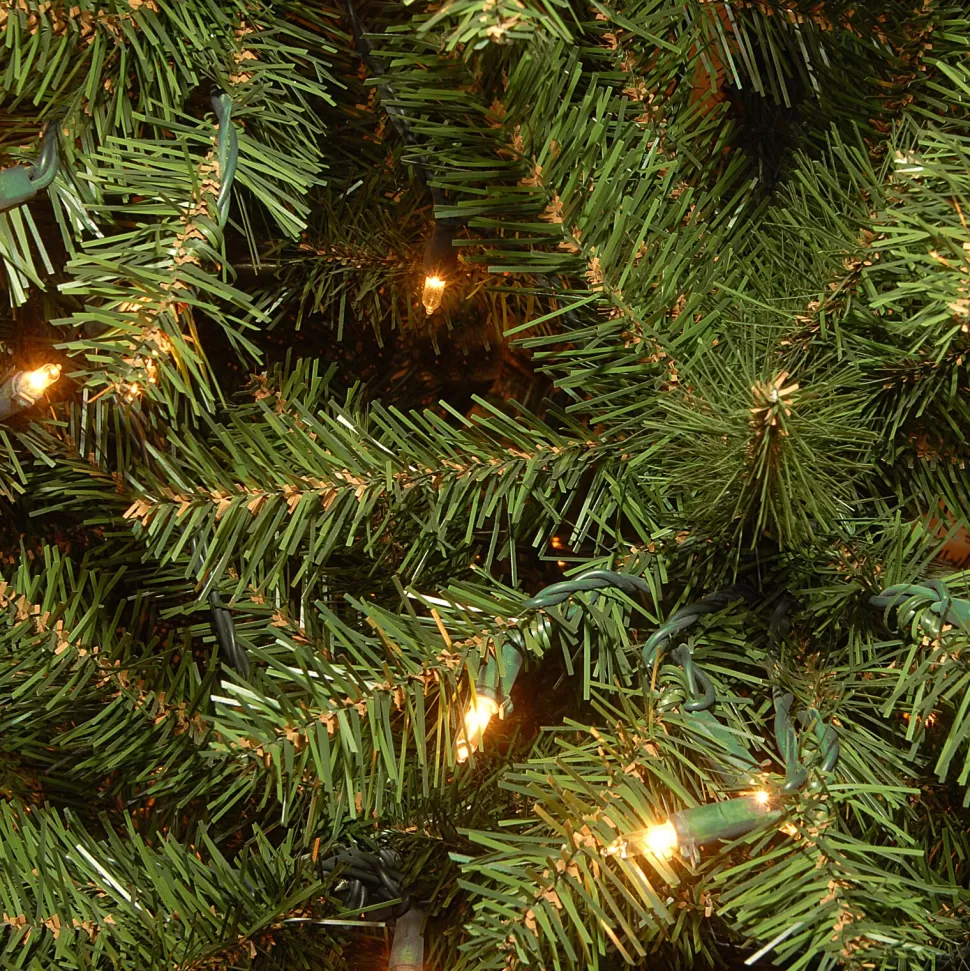 Store The Holiday Aisle Aspen Spruce 6.5' Green Spruce Artificial Christmas Tree With 350 Clear/White Lights