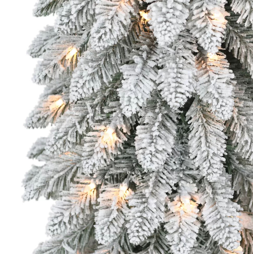 Best The Holiday Aisle Graciana 7' H Slender Green Pine Christmas Tree With 150 Lights