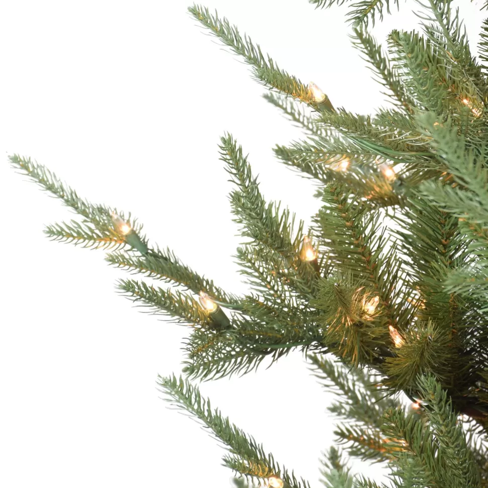 New The Holiday Aisle Gracijus 9' H Green Realistic Artificial Spruce Christmas Tree With 600 Lights